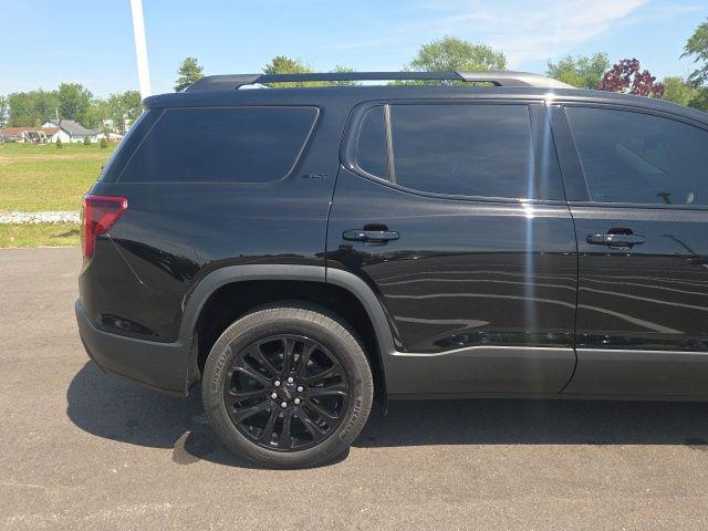 2023 GMC Acadia AWD SLT