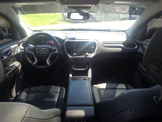 2023 GMC Acadia AWD SLT