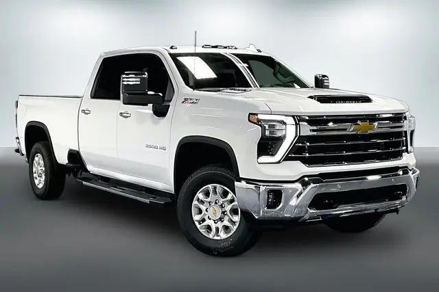 2026 Chevrolet Silverado 3500HD Crew Cab, Long Bed, LTZ Dual Rear Wheel, RWD for sale in Auburn, IN