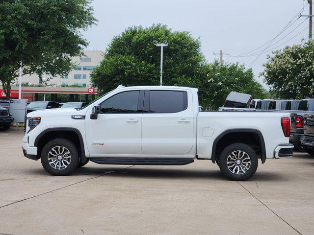 2023 GMC Sierra 1500 4WD Crew Cab Short Box AT4