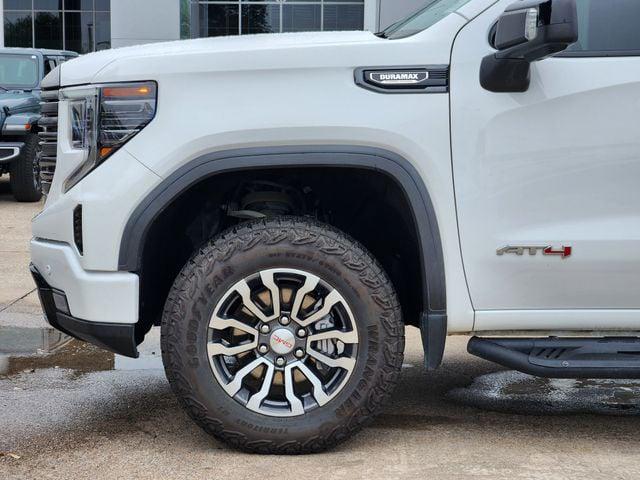 2023 GMC Sierra 1500 4WD Crew Cab Short Box AT4