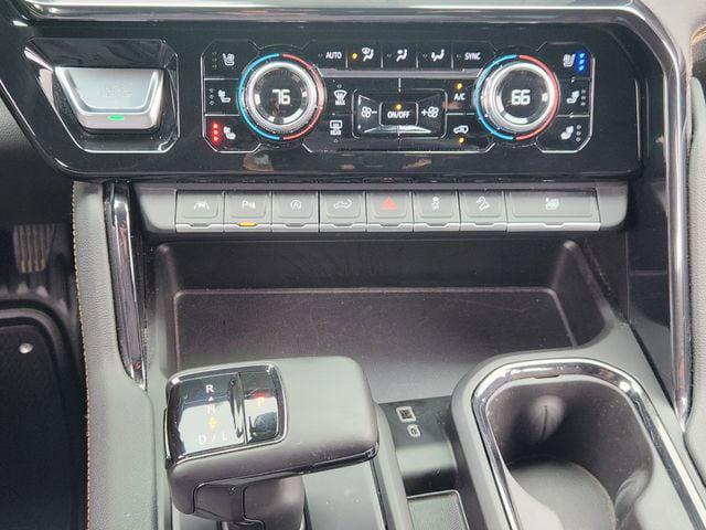 2023 GMC Sierra 1500 4WD Crew Cab Short Box AT4
