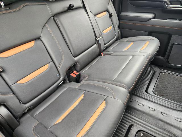 2023 GMC Sierra 1500 4WD Crew Cab Short Box AT4