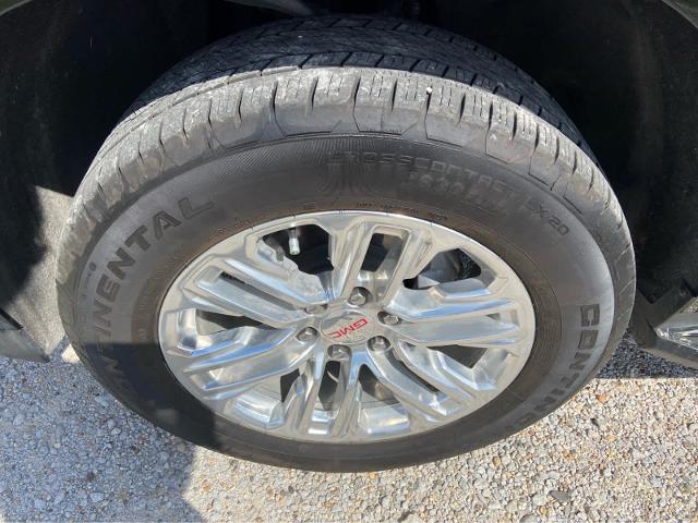 2024 GMC Yukon XL 4WD SLT