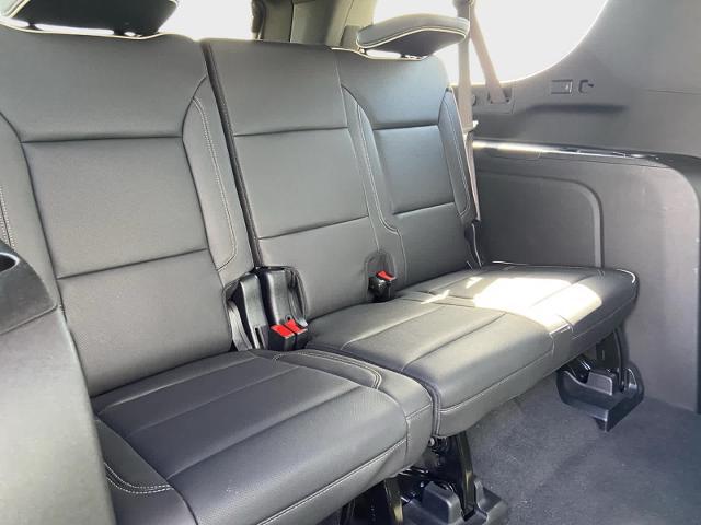 2024 GMC Yukon XL 4WD SLT