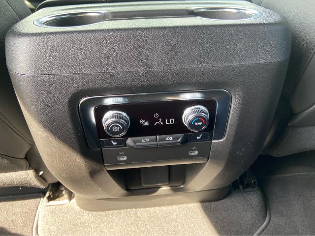 2024 GMC Yukon XL 4WD SLT