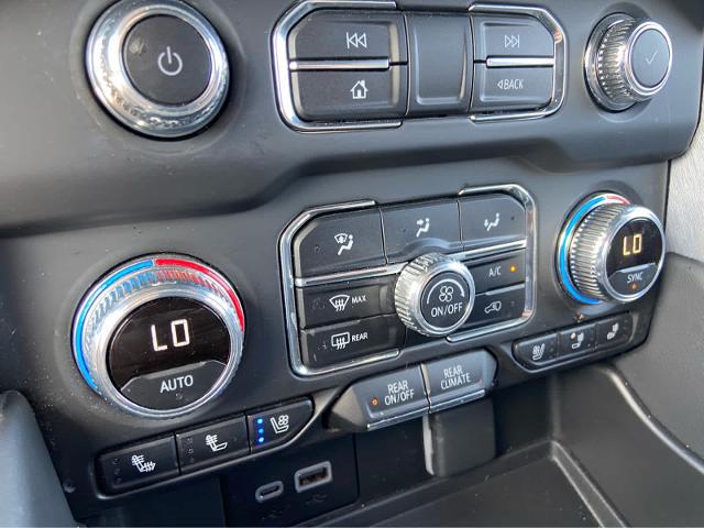 2024 GMC Yukon XL 4WD SLT