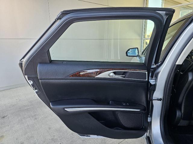 2016 Lincoln MKZ Hybrid Base