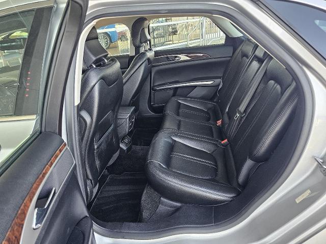 2016 Lincoln MKZ Hybrid Base