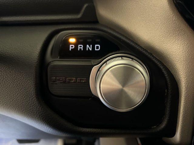 2019 Ram 1500 Laramie Crew Cab 4x2 5'7" Box