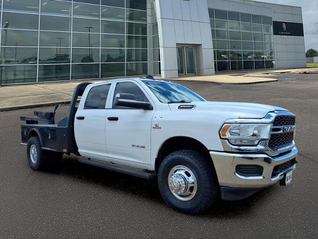 2020 Ram 3500 Tradesman Crew Cab 4x4 8' Box
