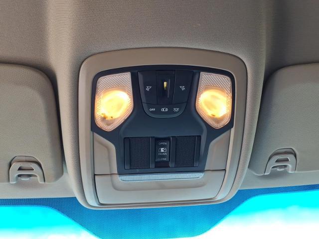 2020 Ram 3500 Tradesman Crew Cab 4x4 8' Box