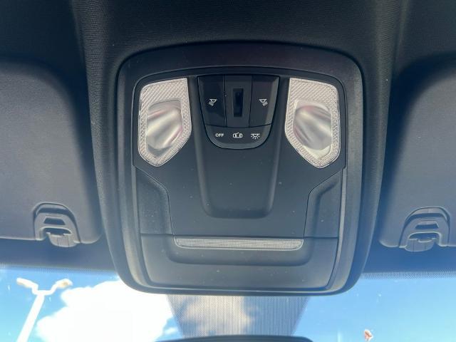2022 Ram 1500 Tradesman Crew Cab 4x4 5'7" Box