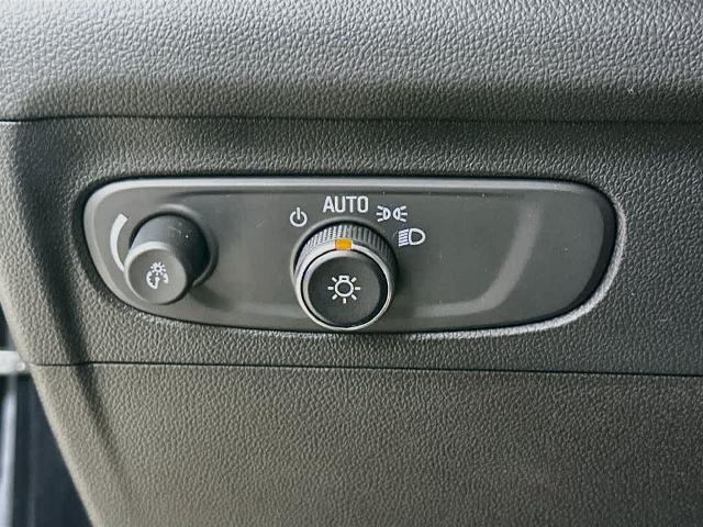 2023 Buick Envision Essence FWD