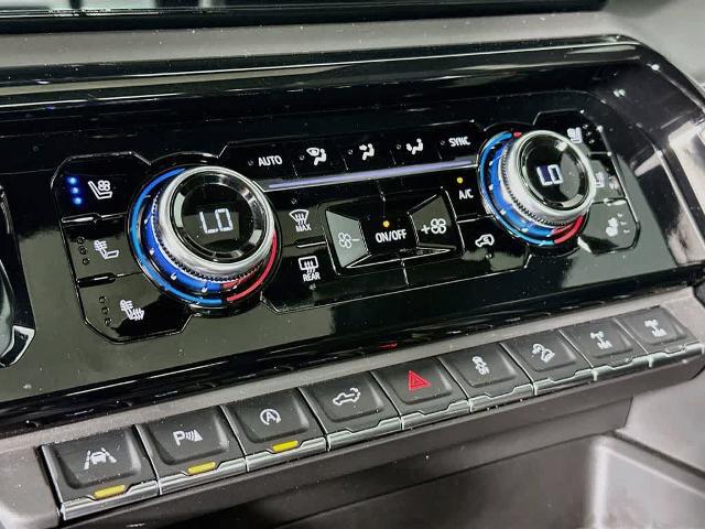 2024 GMC Sierra 1500 4WD Crew Cab Short Box AT4X