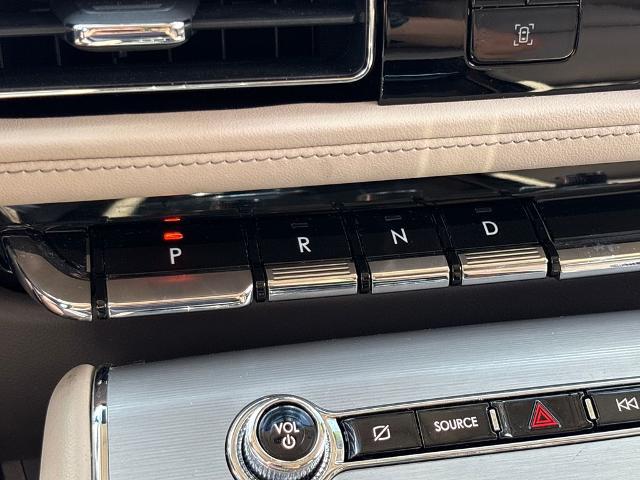 2023 Lincoln Aviator Standard