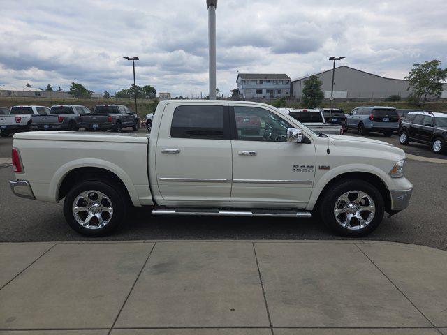 2017 Ram 1500 Laramie Crew Cab 4x4 5'7" Box