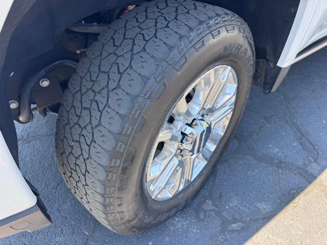 2022 GMC Sierra 2500HD 4WD Crew Cab Standard Bed Denali