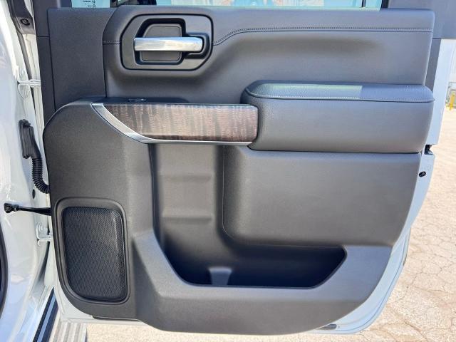 2022 GMC Sierra 2500HD 4WD Crew Cab Standard Bed Denali