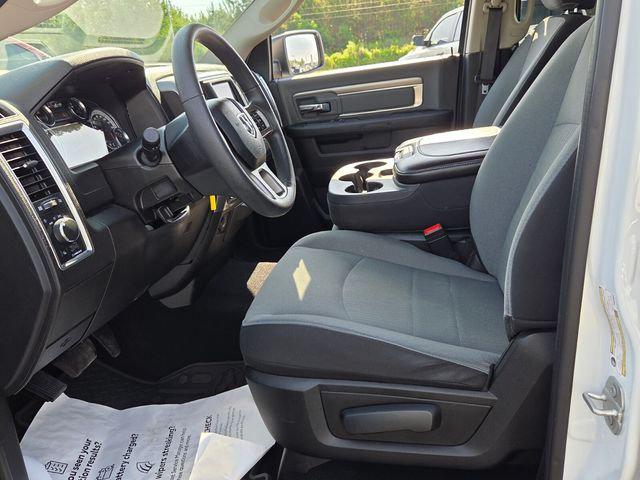 2023 Ram 1500 Classic SLT Crew Cab 4x4 5'7" Box