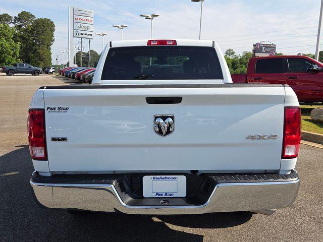2023 Ram 1500 Classic SLT Crew Cab 4x4 5'7" Box