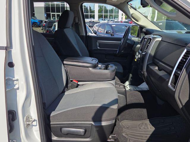 2023 Ram 1500 Classic SLT Crew Cab 4x4 5'7" Box