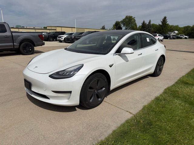 2019 Tesla Model 3 Standard Range Plus