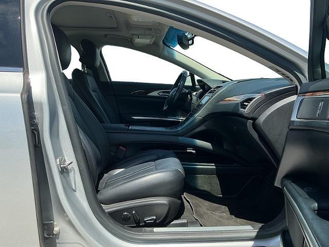 2016 Lincoln MKZ Base