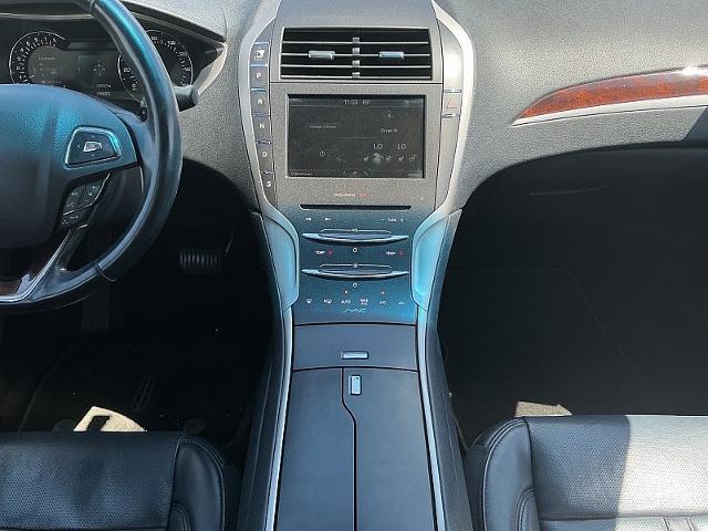 2016 Lincoln MKZ Base