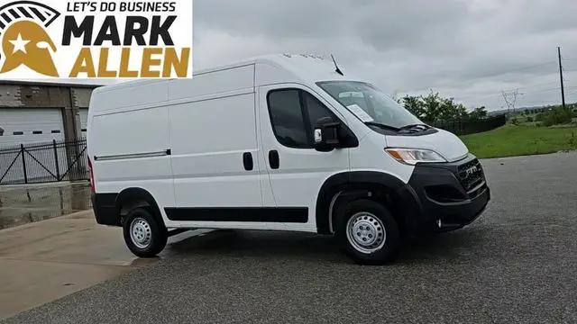 2025 Ram ProMaster 2500 Cargo Van Tradesman High Roof 136" WB w/Pass Seat