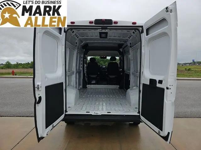 2025 Ram ProMaster 2500 Cargo Van Tradesman High Roof 136" WB w/Pass Seat