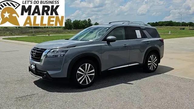 2022 Nissan Pathfinder Platinum 4WD