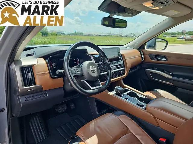 2022 Nissan Pathfinder Platinum 4WD