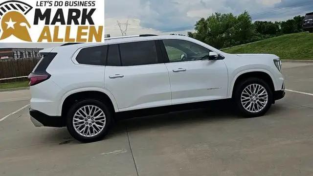 2025 GMC Acadia Denali AWD