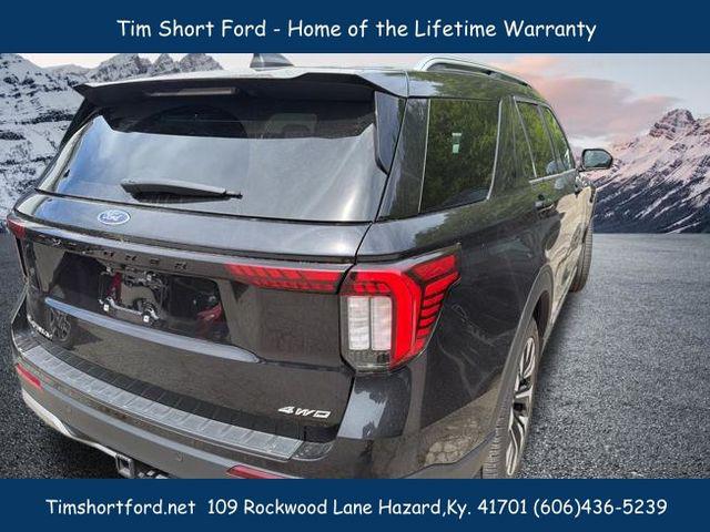 2025 Ford Explorer Platinum