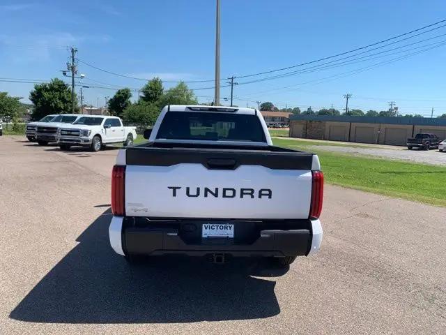 2026 Toyota Tundra SR5 CrewMax 5.5' Bed