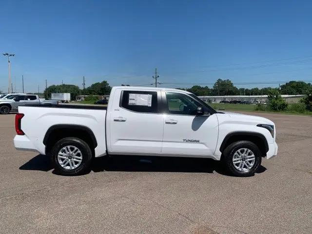 2026 Toyota Tundra SR5 CrewMax 5.5' Bed