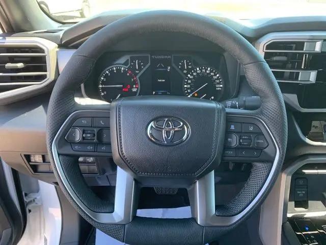2026 Toyota Tundra SR5 CrewMax 5.5' Bed