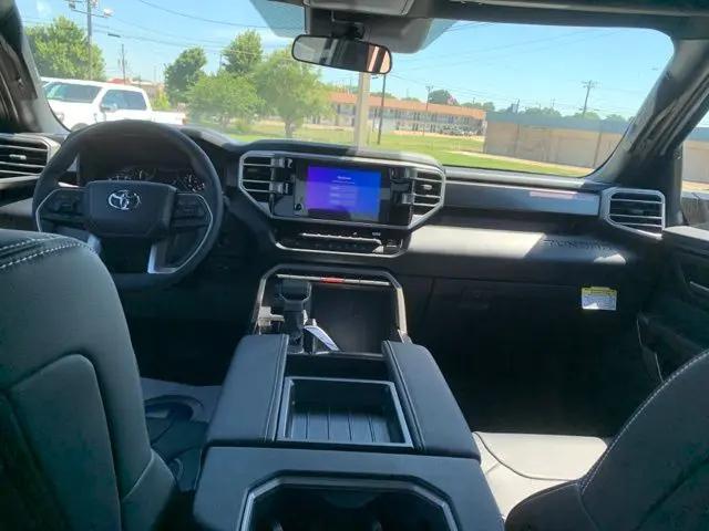 2026 Toyota Tundra SR5 CrewMax 5.5' Bed