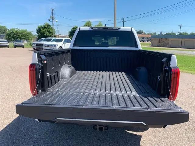 2026 Toyota Tundra SR5 CrewMax 5.5' Bed