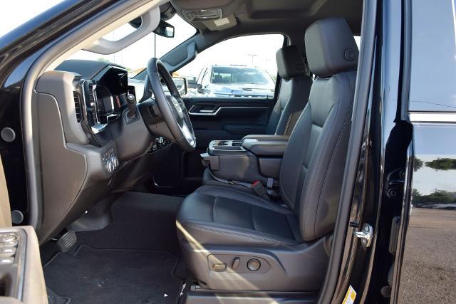 2026 GMC Sierra 1500 Crew Cab, Short Bed, SLT, 4WD