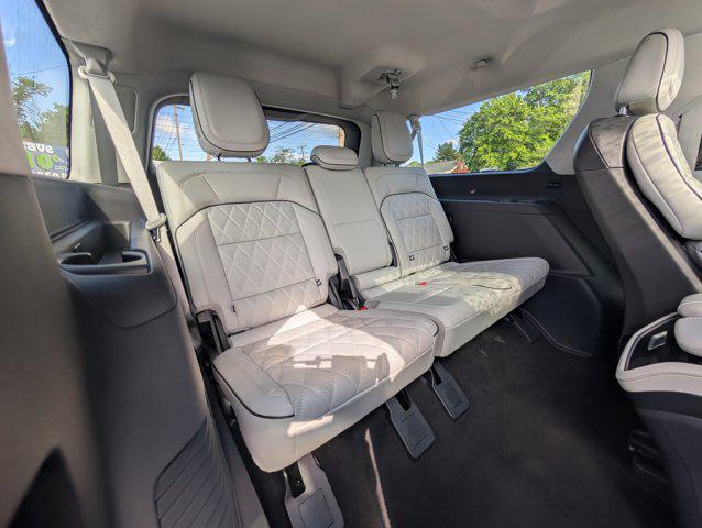 2025 Lincoln Navigator Black Label L