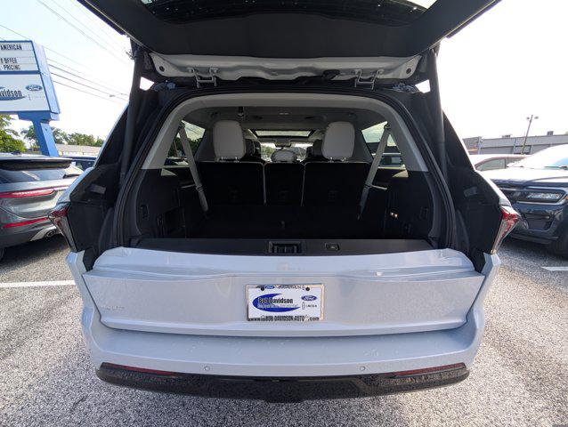 2025 Lincoln Navigator Black Label L