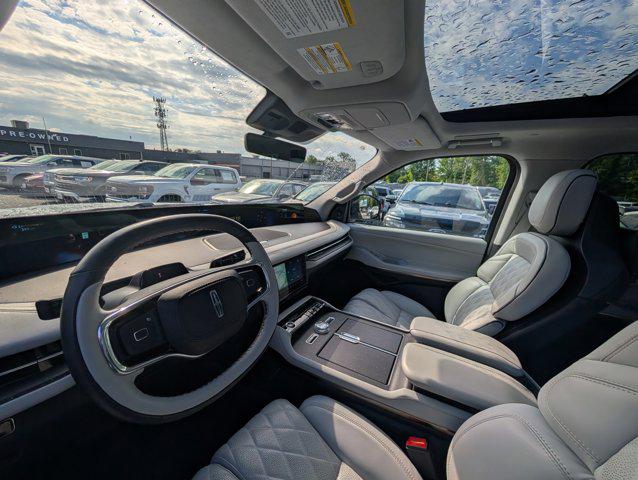 2025 Lincoln Navigator Black Label L