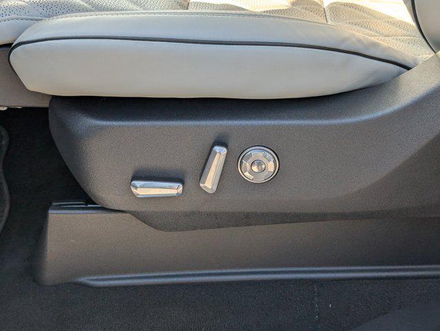 2025 Lincoln Navigator Black Label L