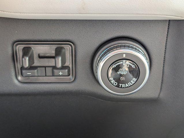 2025 Lincoln Navigator Black Label L