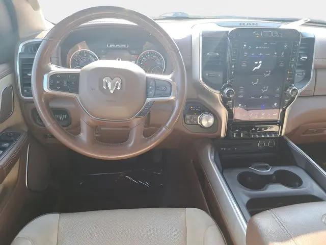 2019 Ram 1500 Laramie Crew Cab 4x4 5'7" Box