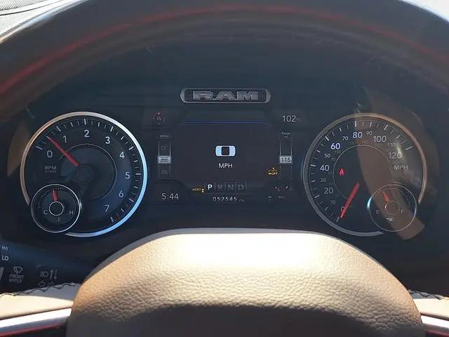 2019 Ram 1500 Laramie Crew Cab 4x4 5'7" Box