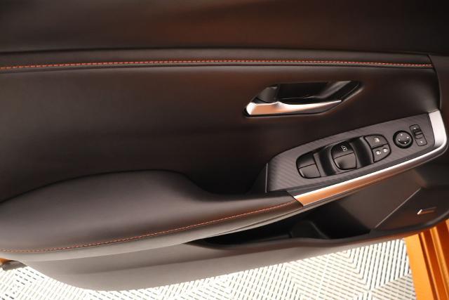 2024 Nissan Sentra SR Xtronic CVT