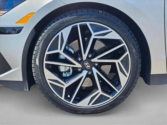 2024 Hyundai IONIQ 6 Limited